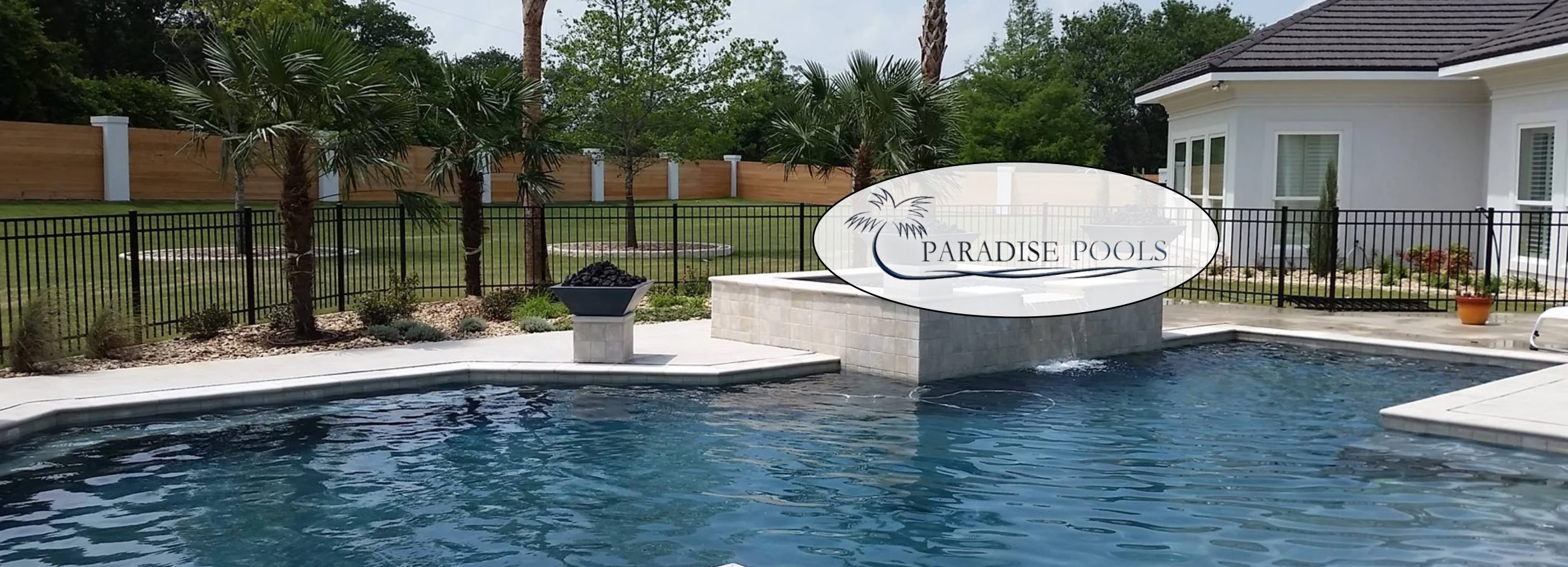 Paradise-Pools_Desktop_ET