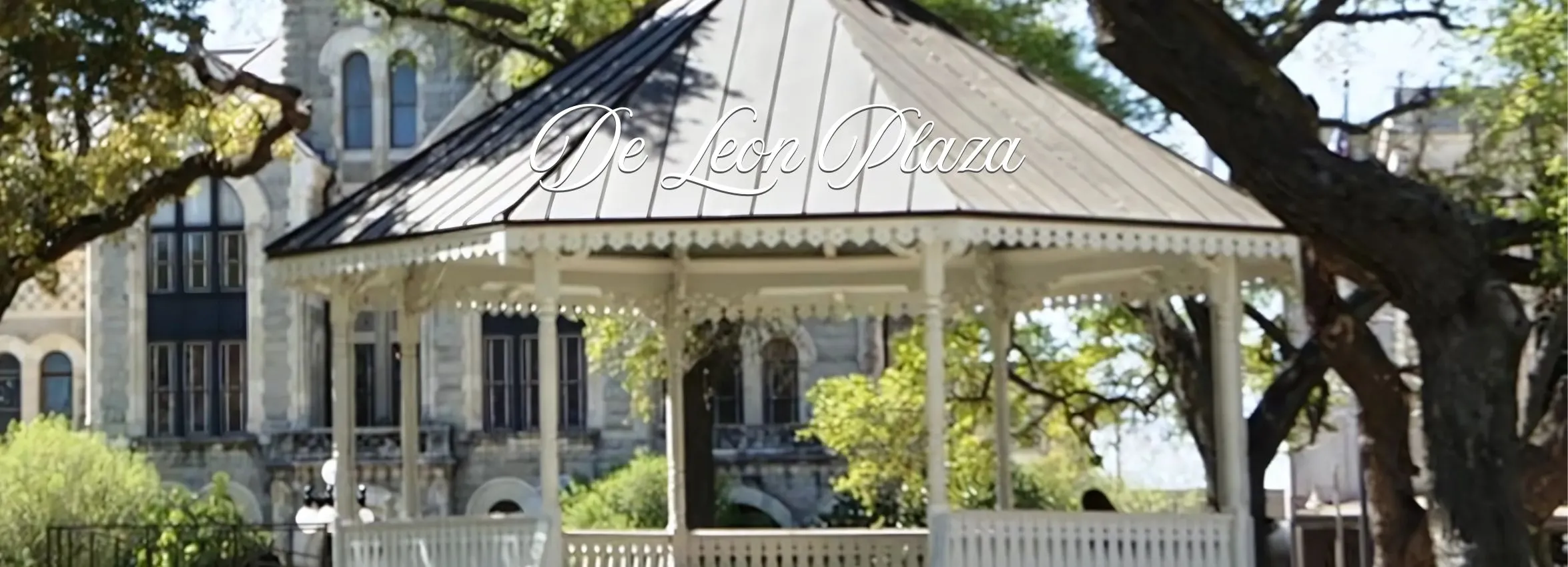 De-Leon-Plaza_Desktop_E