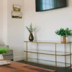 The-Crazy-Water-Hotel_Desktop_ET