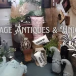 Village-Antiques-_-Uniques_Desktop_ET