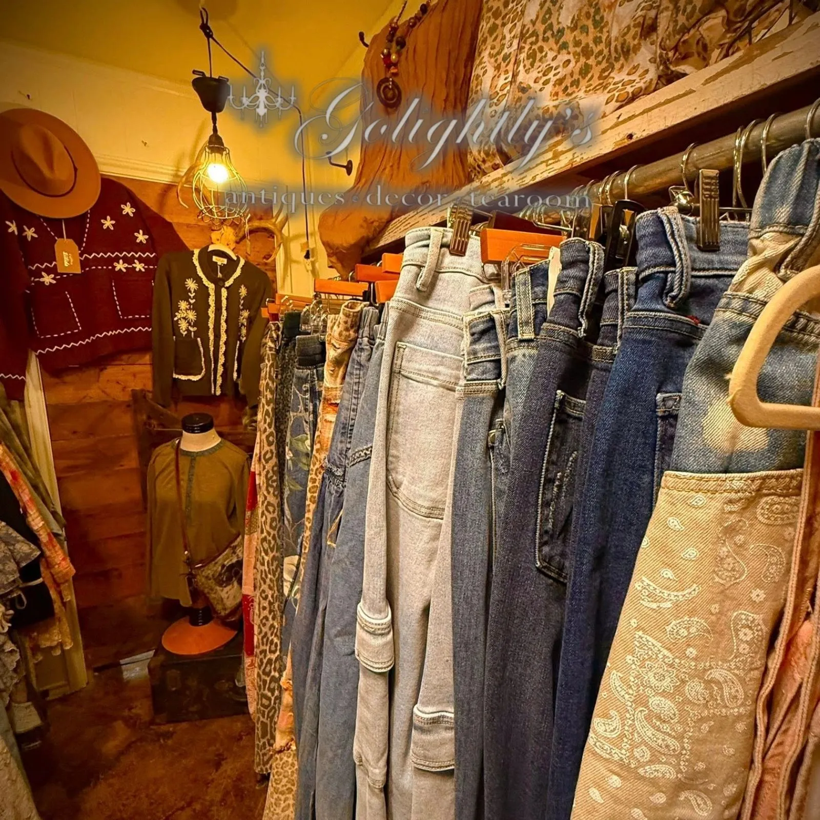 Golightlys-Antiques_Mobile_ET